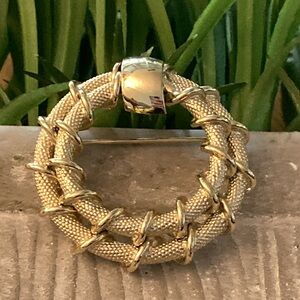 wreath roped Brooch or necklace enhancer goldtone circular vintage vibe